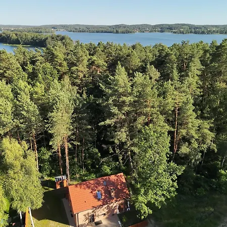 Dom wakacyjny Ceglany Z Jacuzzi, Nad Jeziorem, Przy Lesie
